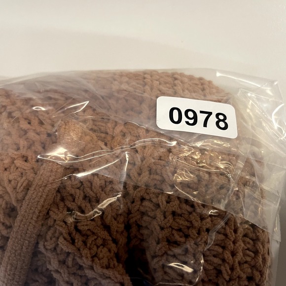 Aerie Sweater With Hood- V Neck Size XS/TP Woman's Soft Cozy Beige Oatmeal - Picture 13 of 13